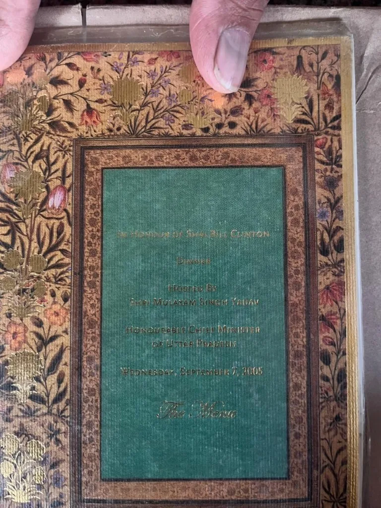 State dinner menu in honour of President Bill Clinton, 2005